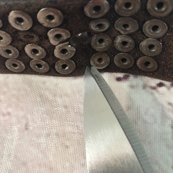 True Religion Horse Shoe Studded Biker Logo Rare Buckle Belt 48" - Picture 10 of 15